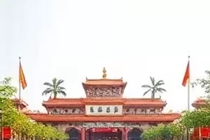 《粉丝后援会声明》列表封面，叠放的打印声明稿