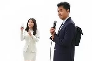 《杂志封面署名争议》卡片封面，印刷样张与署名栏
